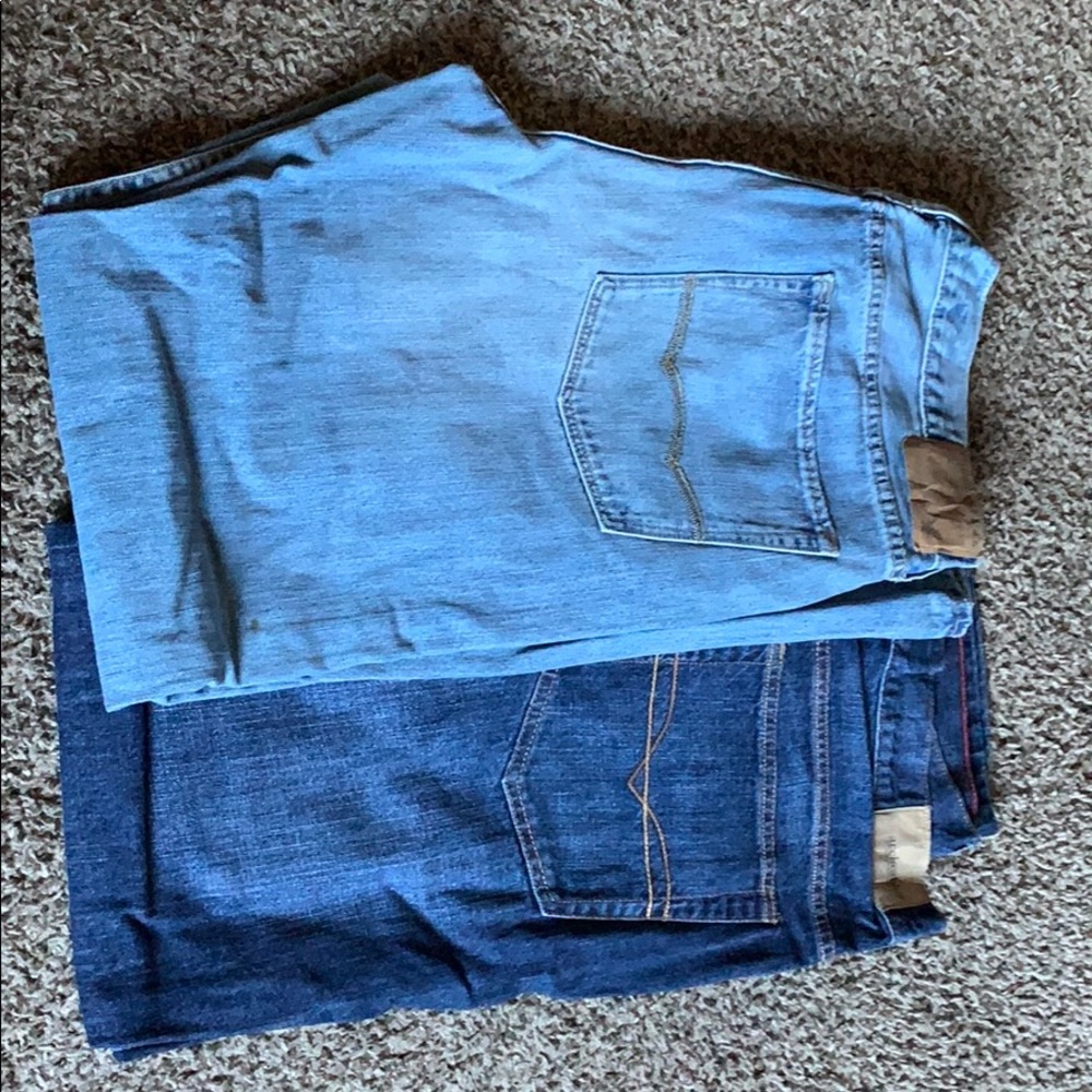 2 light/dark 38/34 jeans